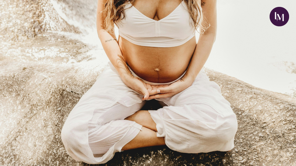 Joga prenatalna – bezpieczna praktyka dla ciała, oddechu i spokoju w ciąży